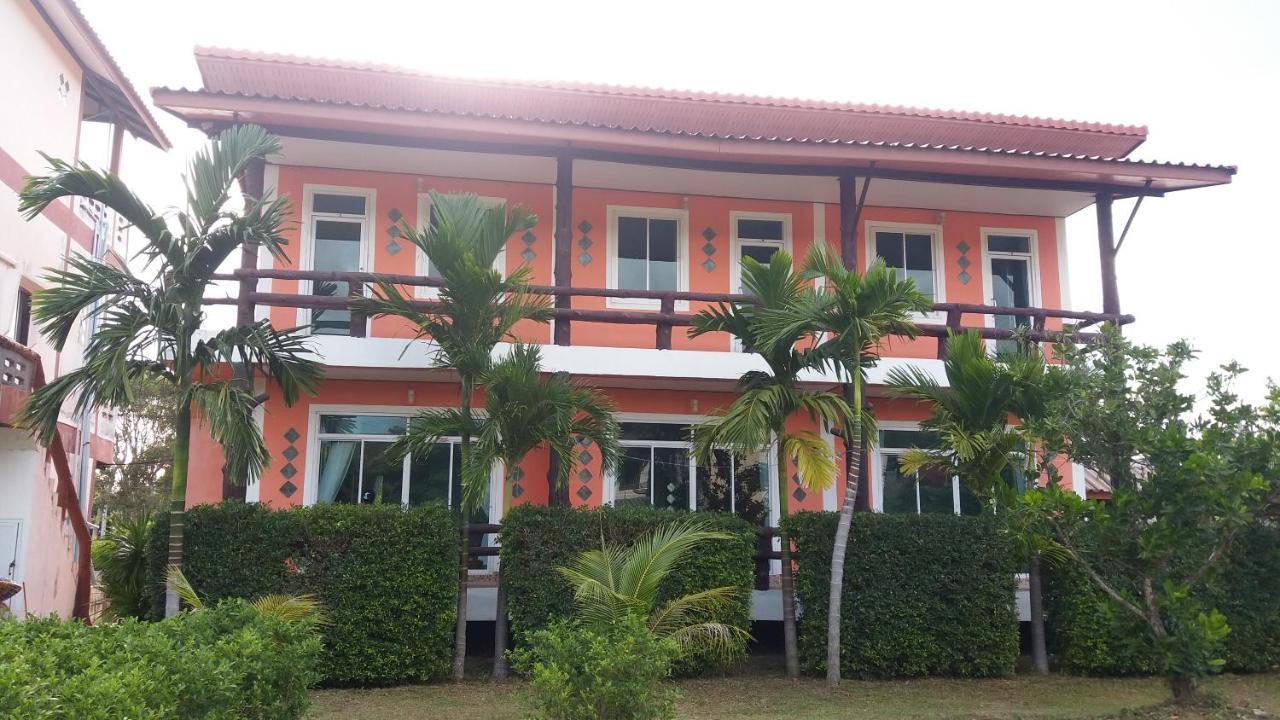 Lanta School Beach Resort Koh Lanta Exterior photo