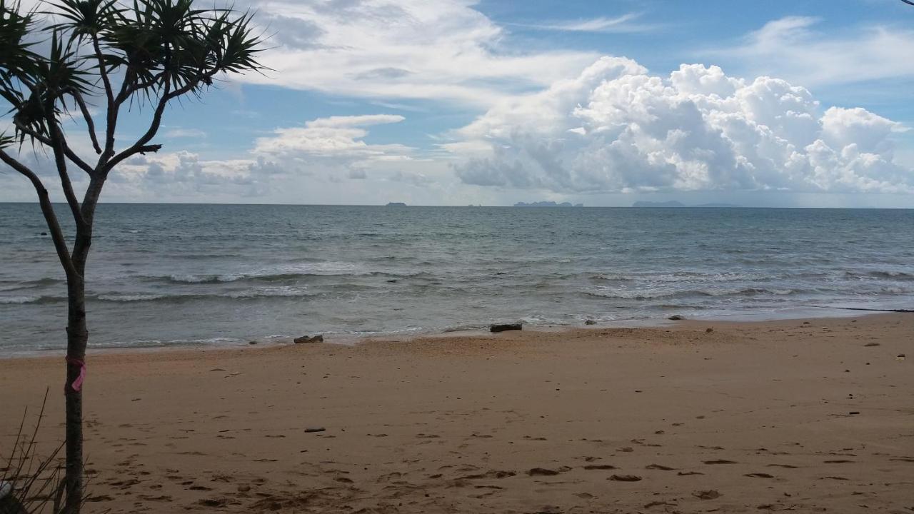 Lanta School Beach Resort Koh Lanta Exterior photo