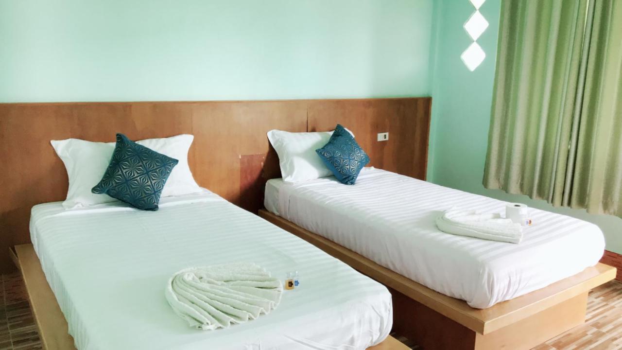 Lanta School Beach Resort Koh Lanta Exterior photo